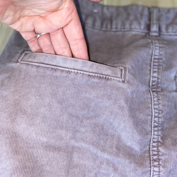 NWOT American Eagle Super Stretch Corduroy Skirt - Picture 9 of 13